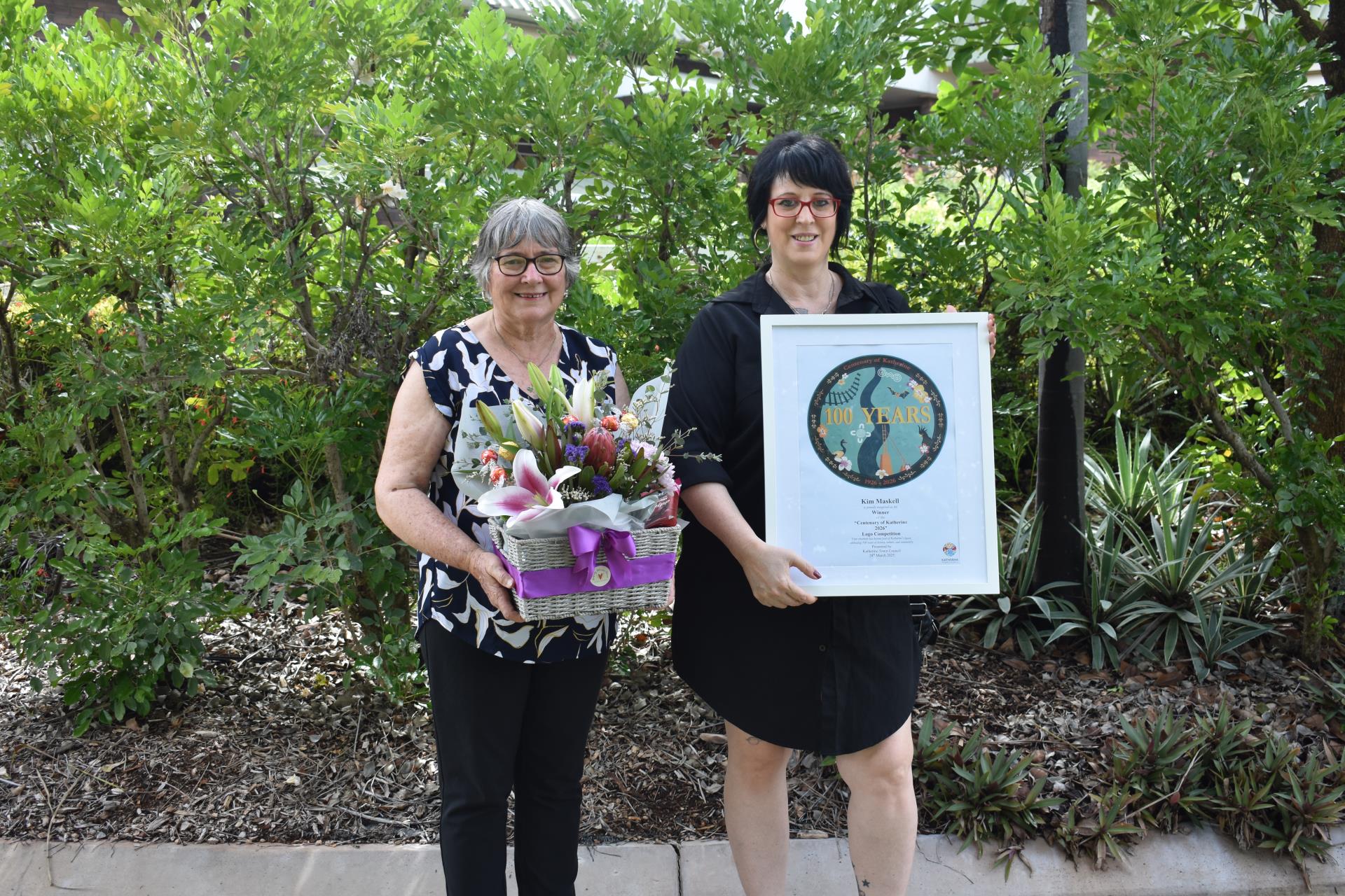 Katherine Unveils Centenary Logo Designed by Local Artist Kim Maskell